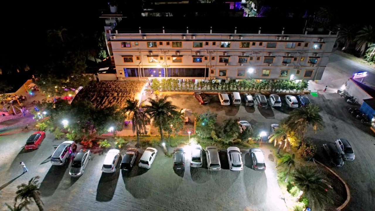 Hotel Silver Resort Daman Extérieur photo