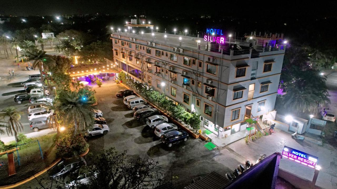 Hotel Silver Resort Daman Extérieur photo