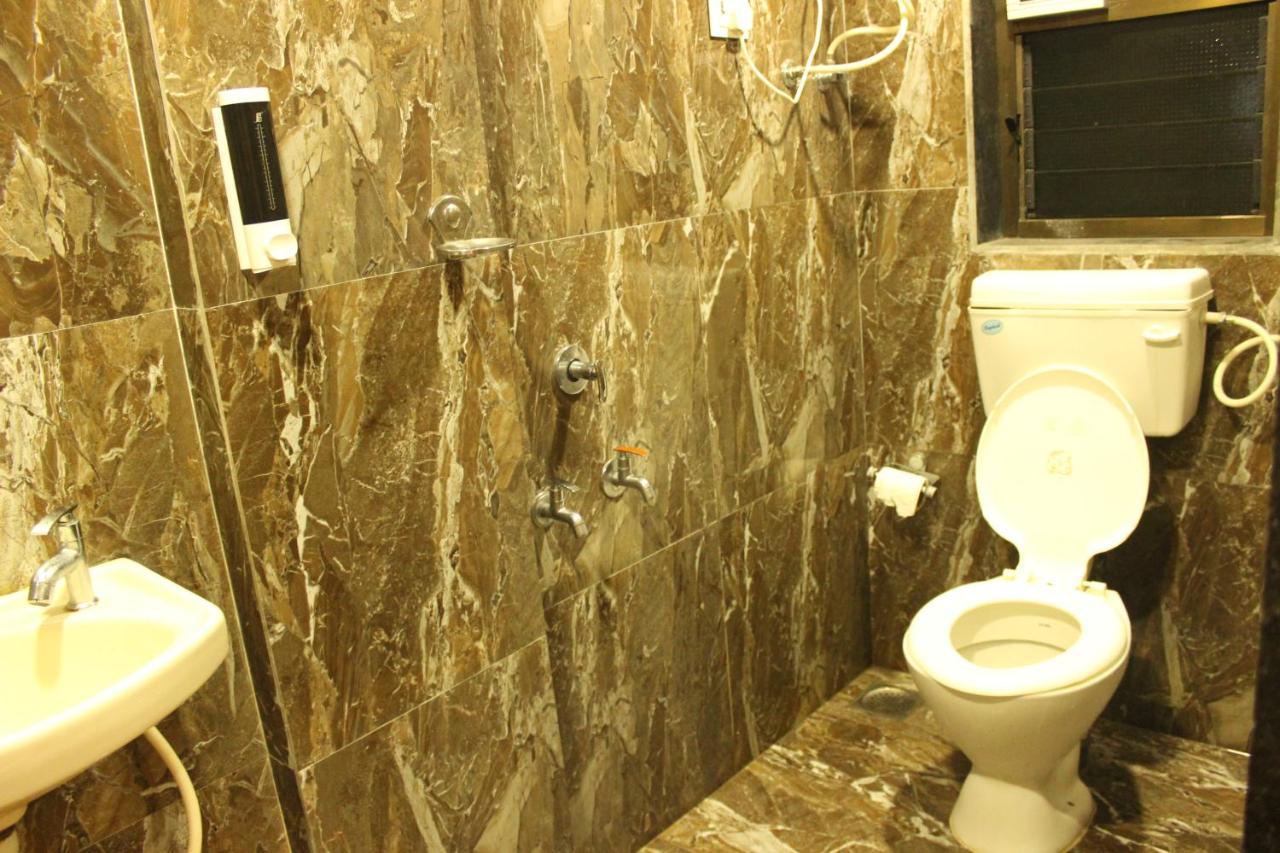 Hotel Silver Resort Daman Extérieur photo