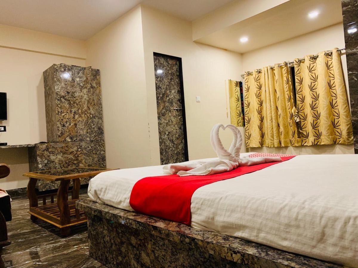 Hotel Silver Resort Daman Extérieur photo